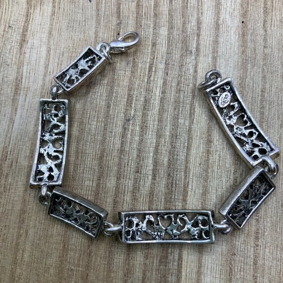 Premier Designs Heart Filigree Panel Link Silver Tone Bracelet - Picture 5 of 9